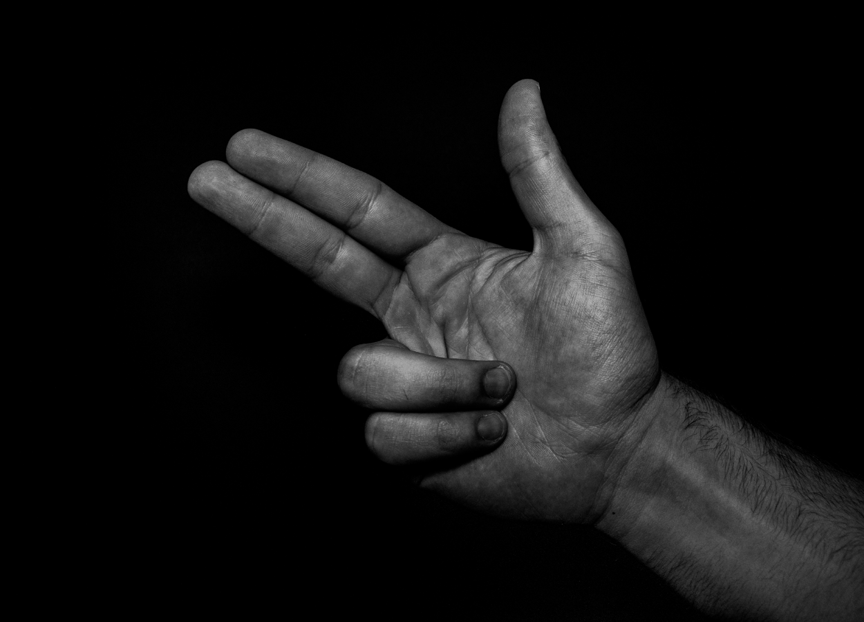 L’esperienza di Enrico, veterinario minacciato di morte e picchiato